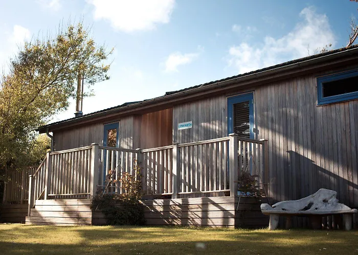 Lowarth Lodge